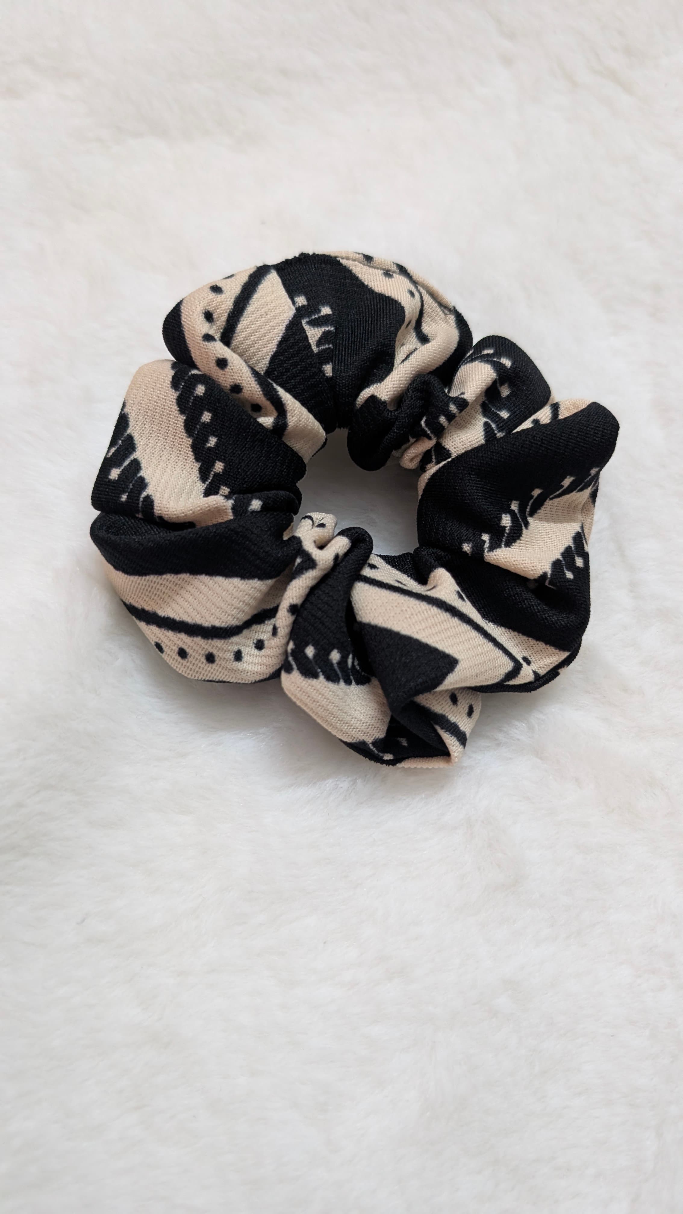 Lycra Scrunchie Medium Size